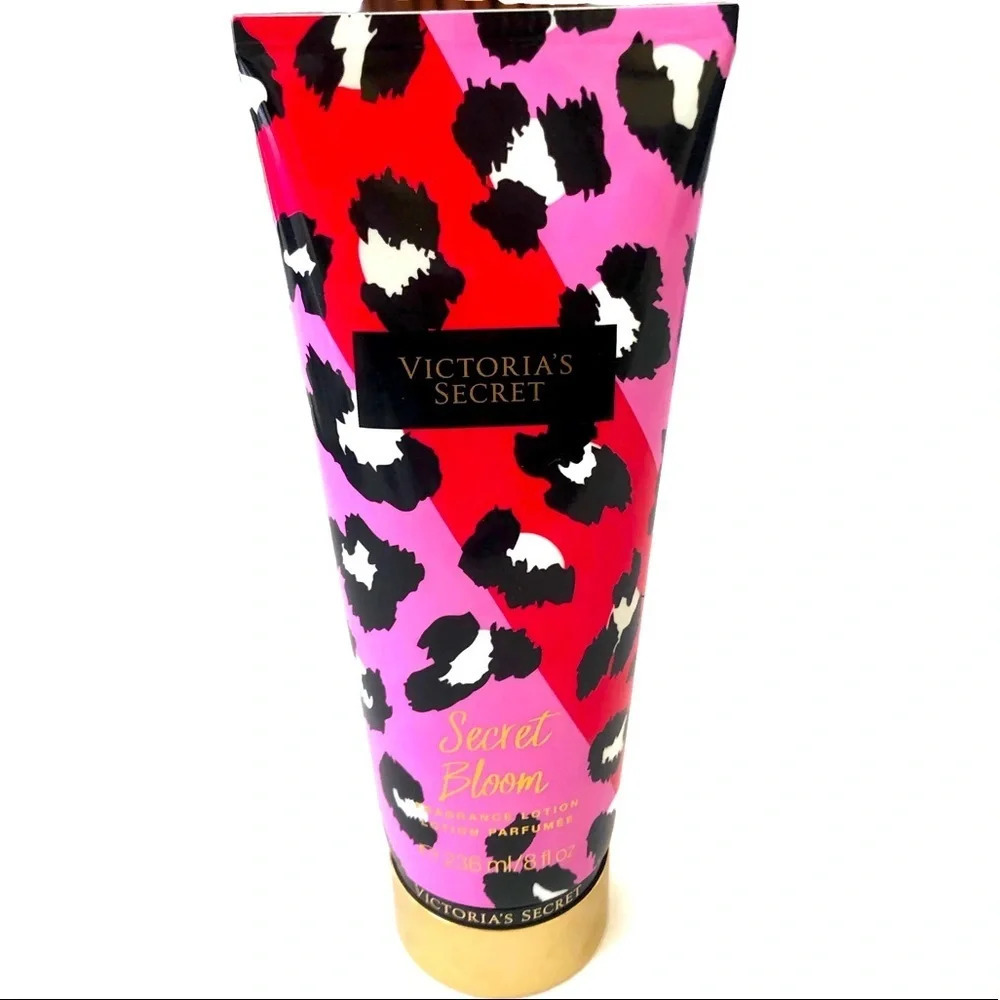 Victoria Secret Secret Bloom Lotion new unopened.